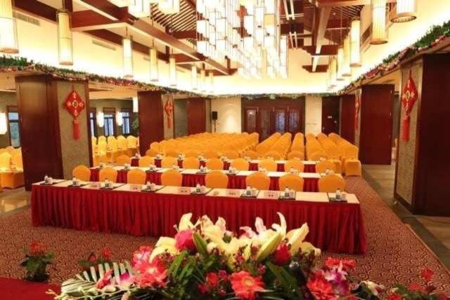 Suzhou Hanyuan Yacht&Resort Hotel Ngoại thất bức ảnh